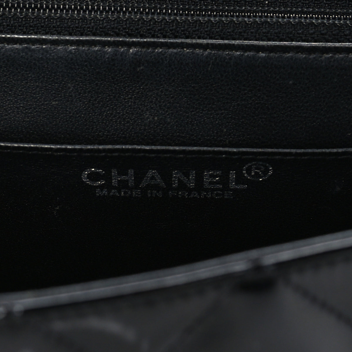 Patent Quilted Medium Single Flap Black