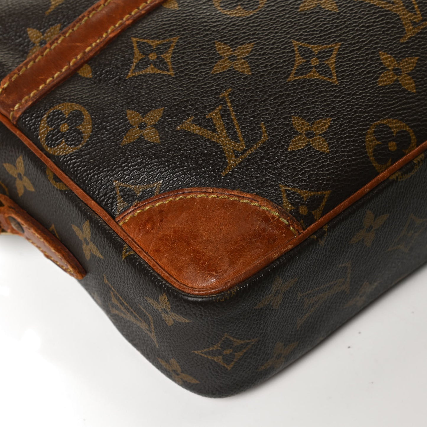 Monogram Trocadero 30