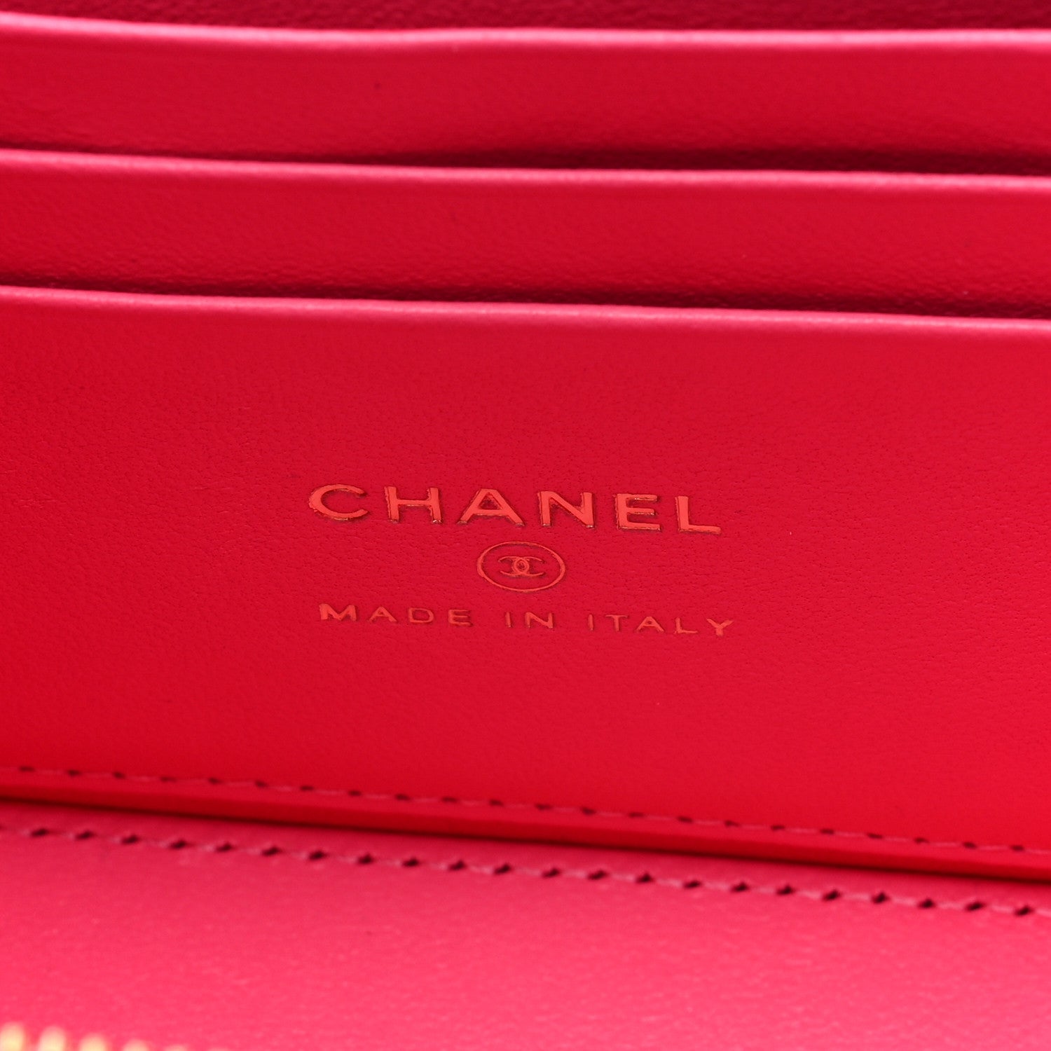 Chanel Lambskin Enamel Quilted Small Coco Hearts Vanity Case With Chain Pink 6 of 10
