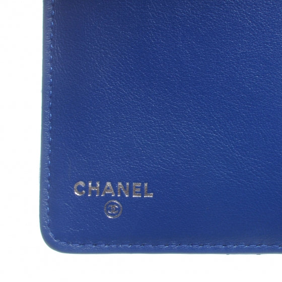 Patent Quilted Compact Zip Wallet Blue