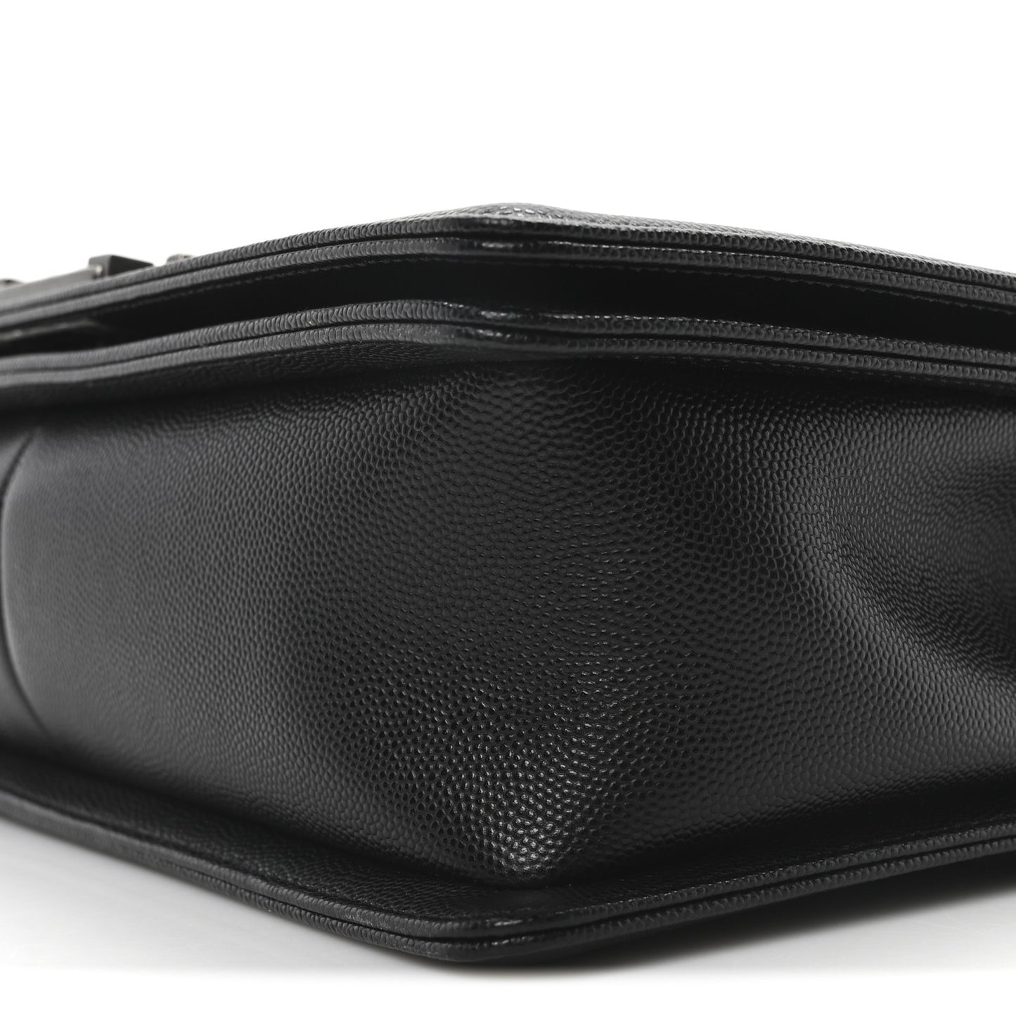 Caviar Quilted New Medium Boy Flap Black