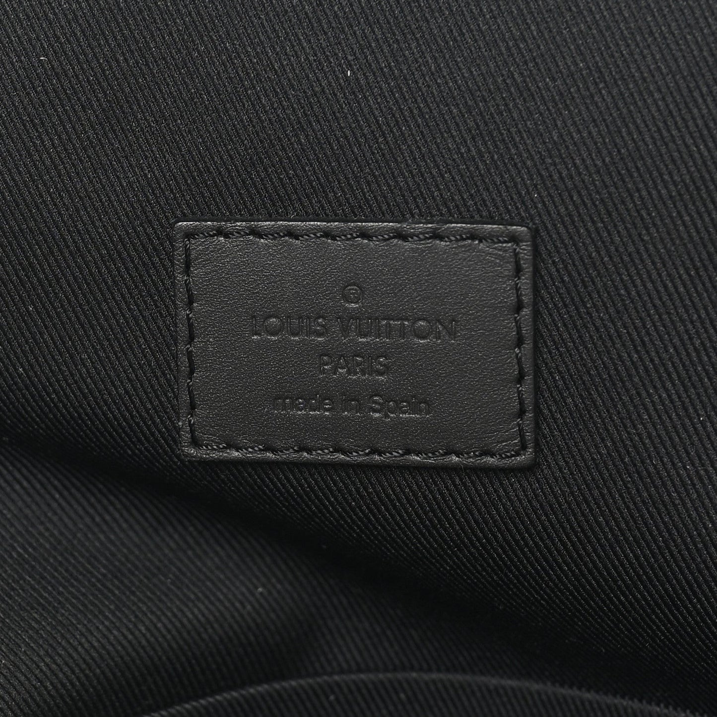 Damier Infini Avenue Sling Bag Onyx
