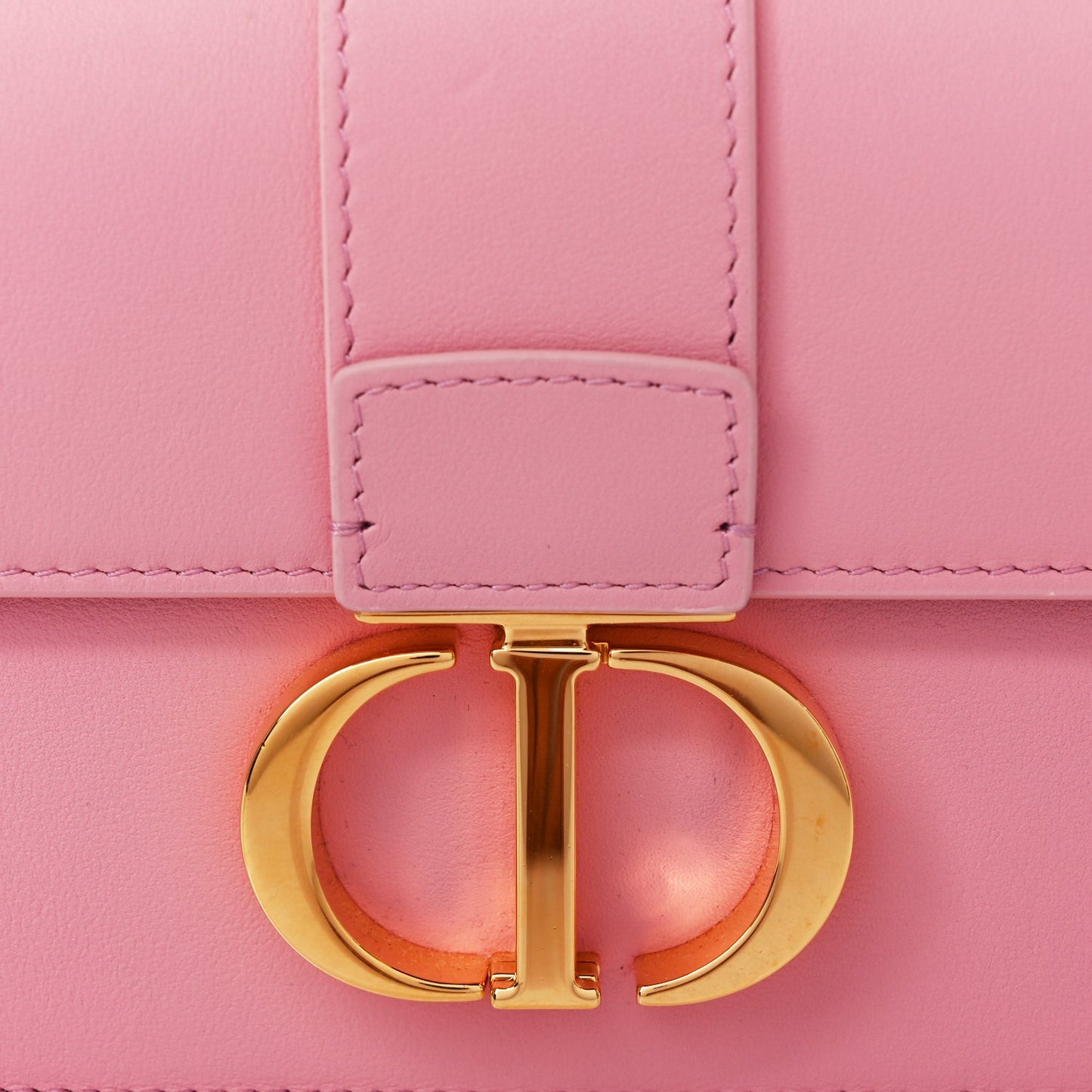 Calfskin 30 Montaigne East West Chain Flap Bag Pink
