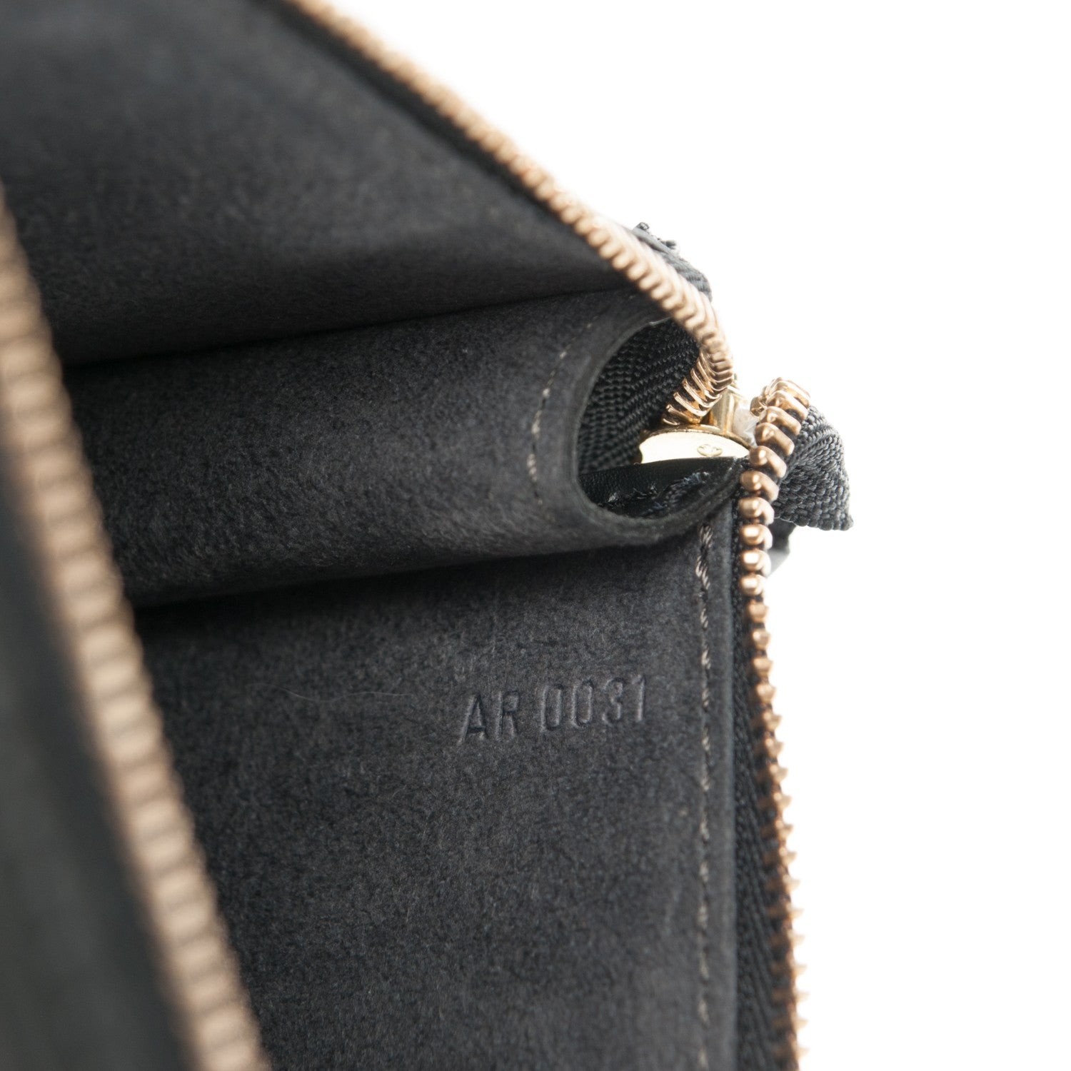 Louis Vuitton Epi Pochette Accessories 24 Black 6 of 7