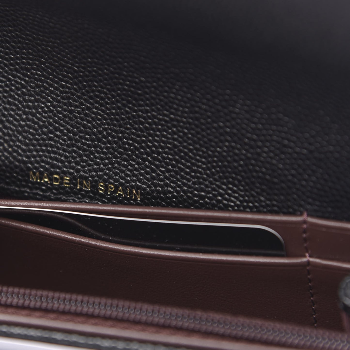 Caviar Quilted Medium Gusset Flap Wallet Black