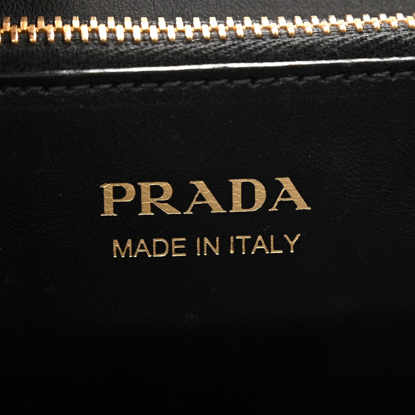 Saffiano Cuir Calfskin Medium Monochrome Top Handle Tote Black