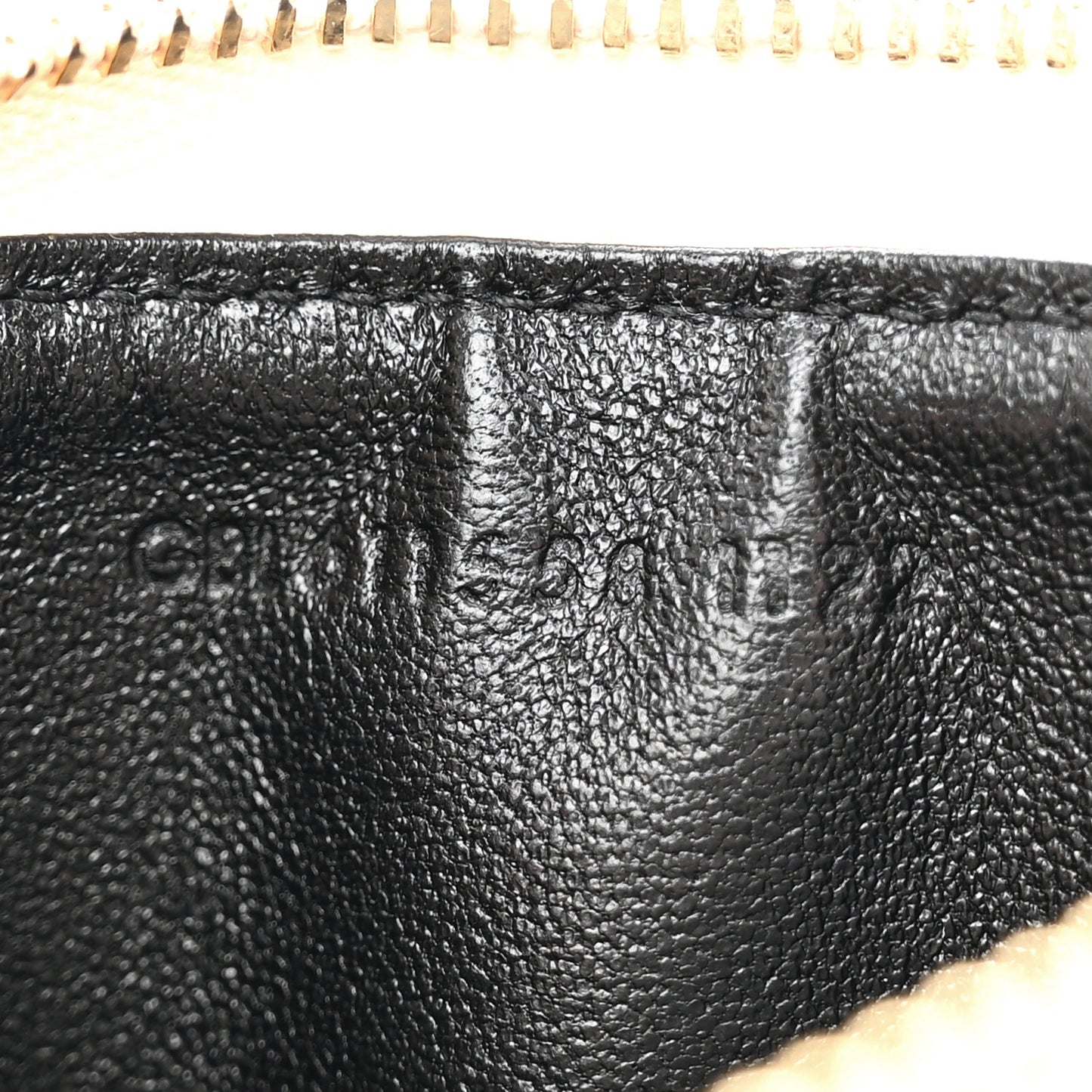 Calfskin Lizard Embossed Monogram Fragments Zippered Card Case Crema Soft