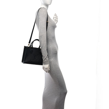 Louis Vuitton Empreinte Monogram Giant Onthego PM Black 2 of 9