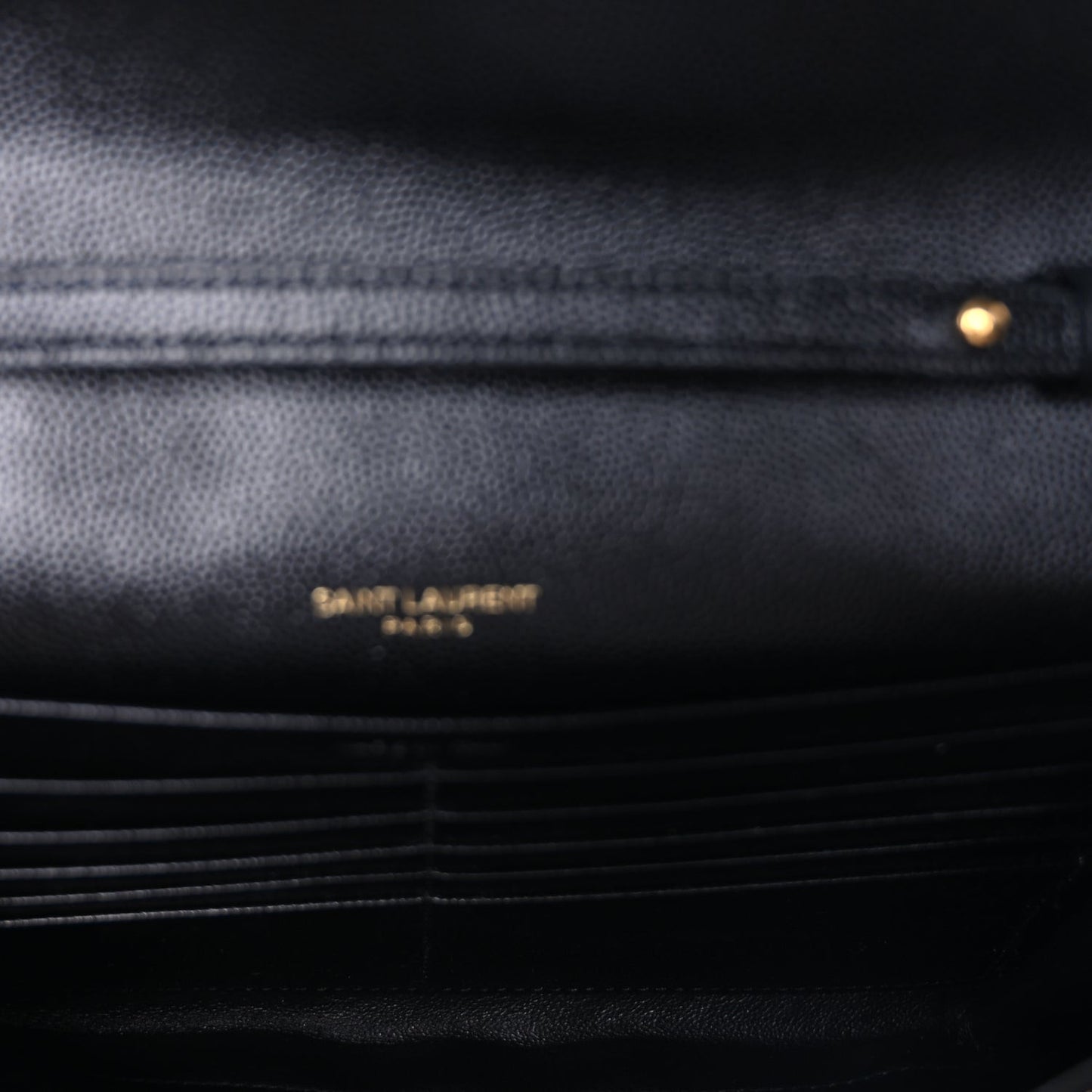 Grain De Poudre Matelasse Chevron Cassandre Chain Wallet Black