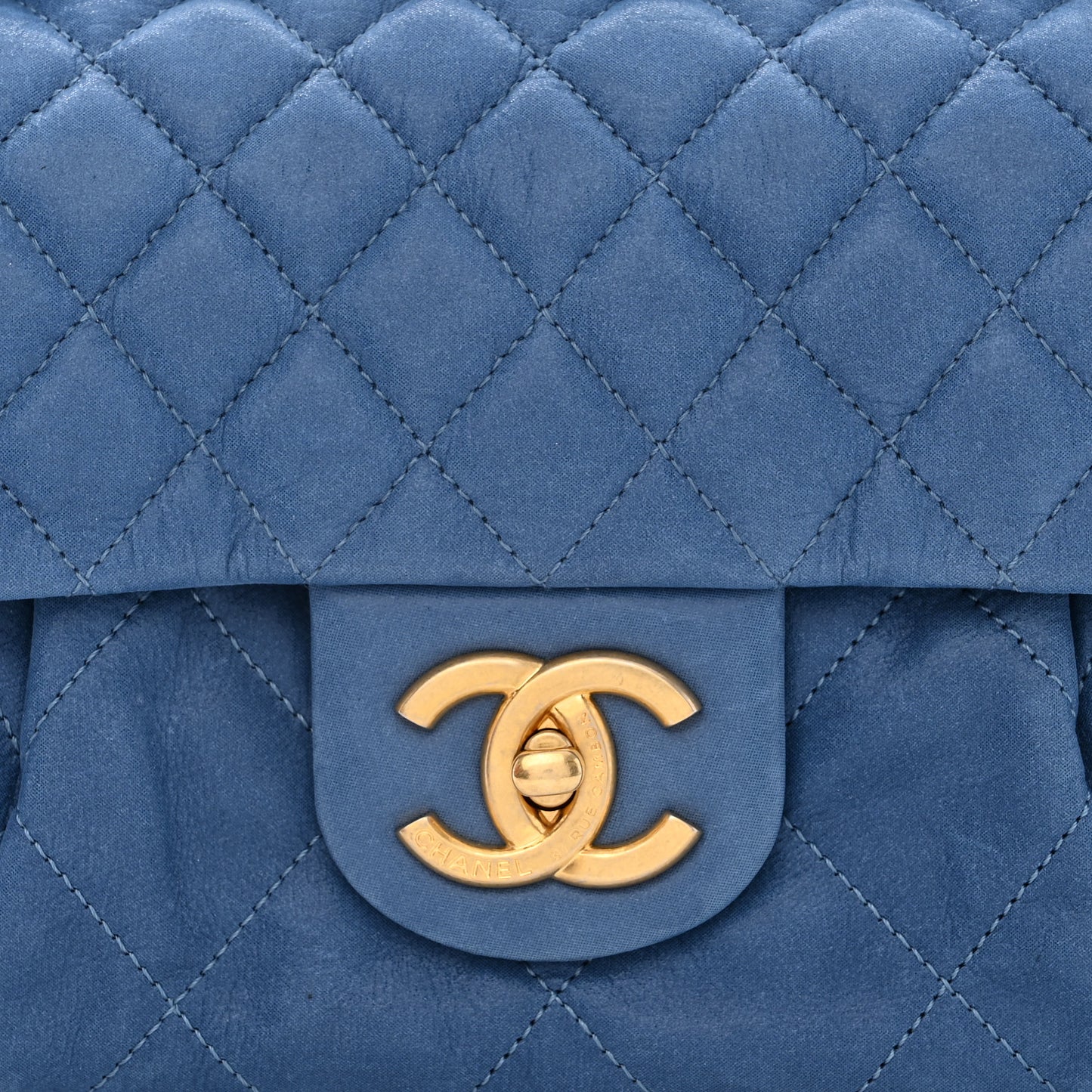 Iridescent Calfskin Large Chic Quilt Flap Blue