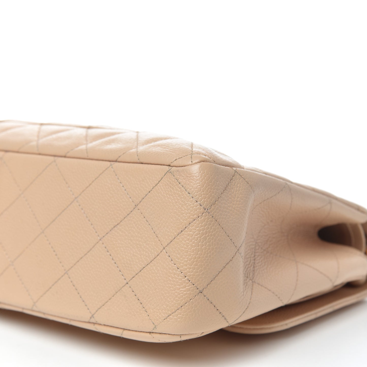 Caviar Quilted Jumbo Double Flap Beige Clair