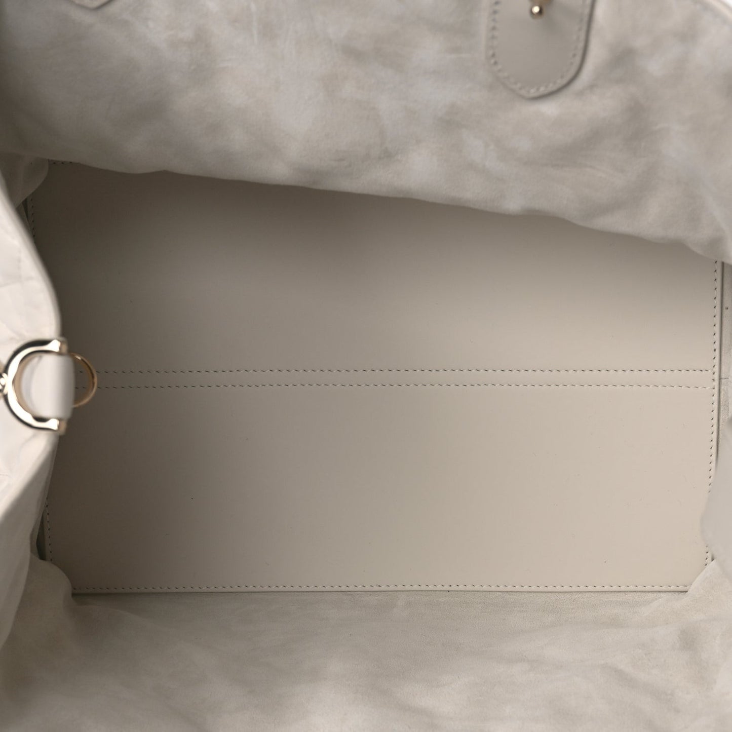 Calfskin Macrocannage Medium Toujours Latte