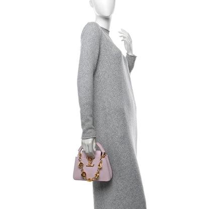 Louis Vuitton Taurillon Monogram Flower Chain Capucines Mini Guimauve 2 of 7