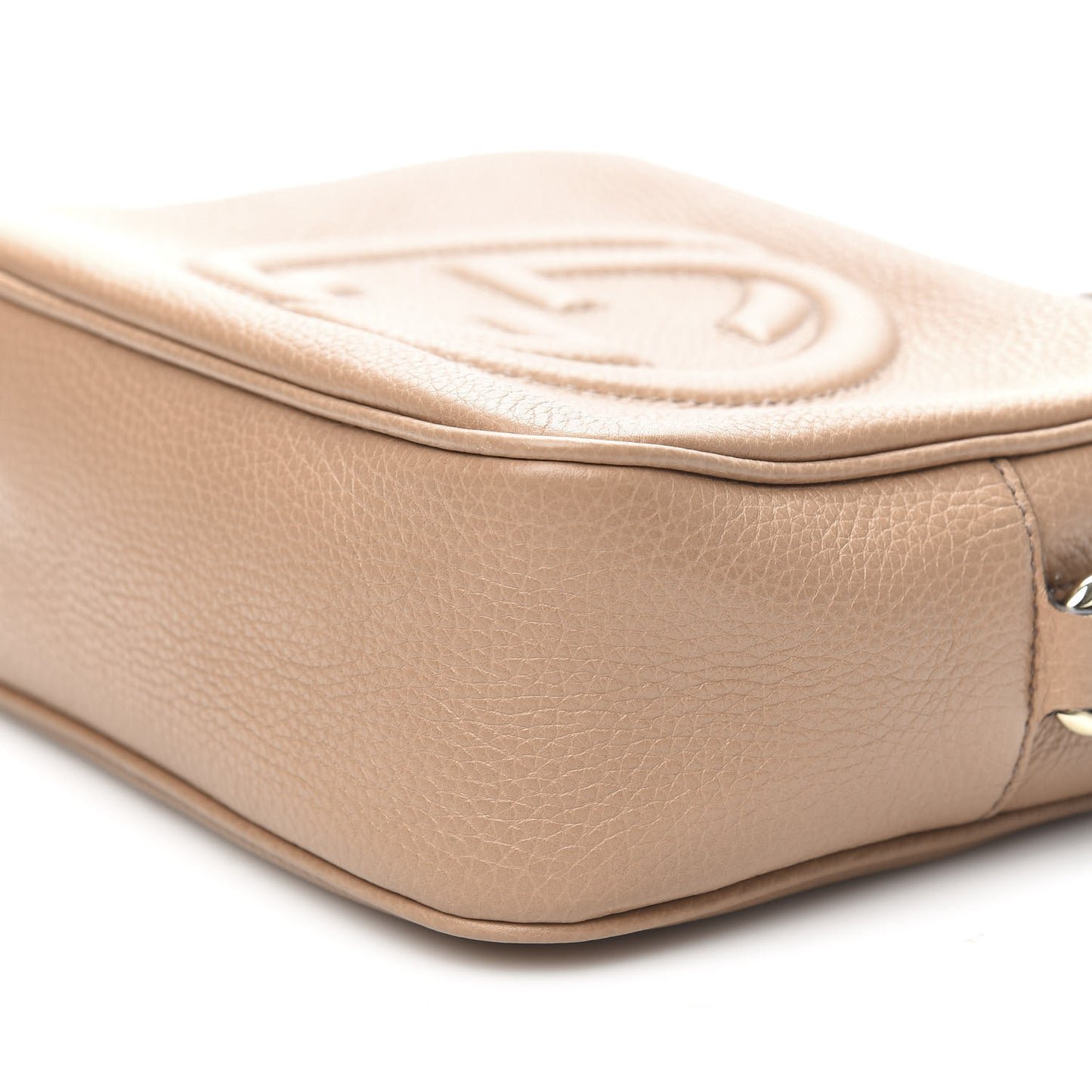 Pebbled Calfskin Small Soho Disco Bag Camelia