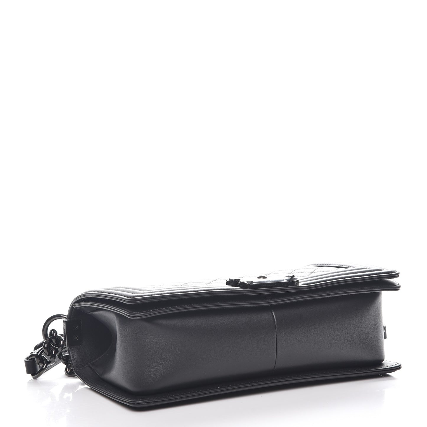 Lambskin Quilted Medium Boy Flap So Black