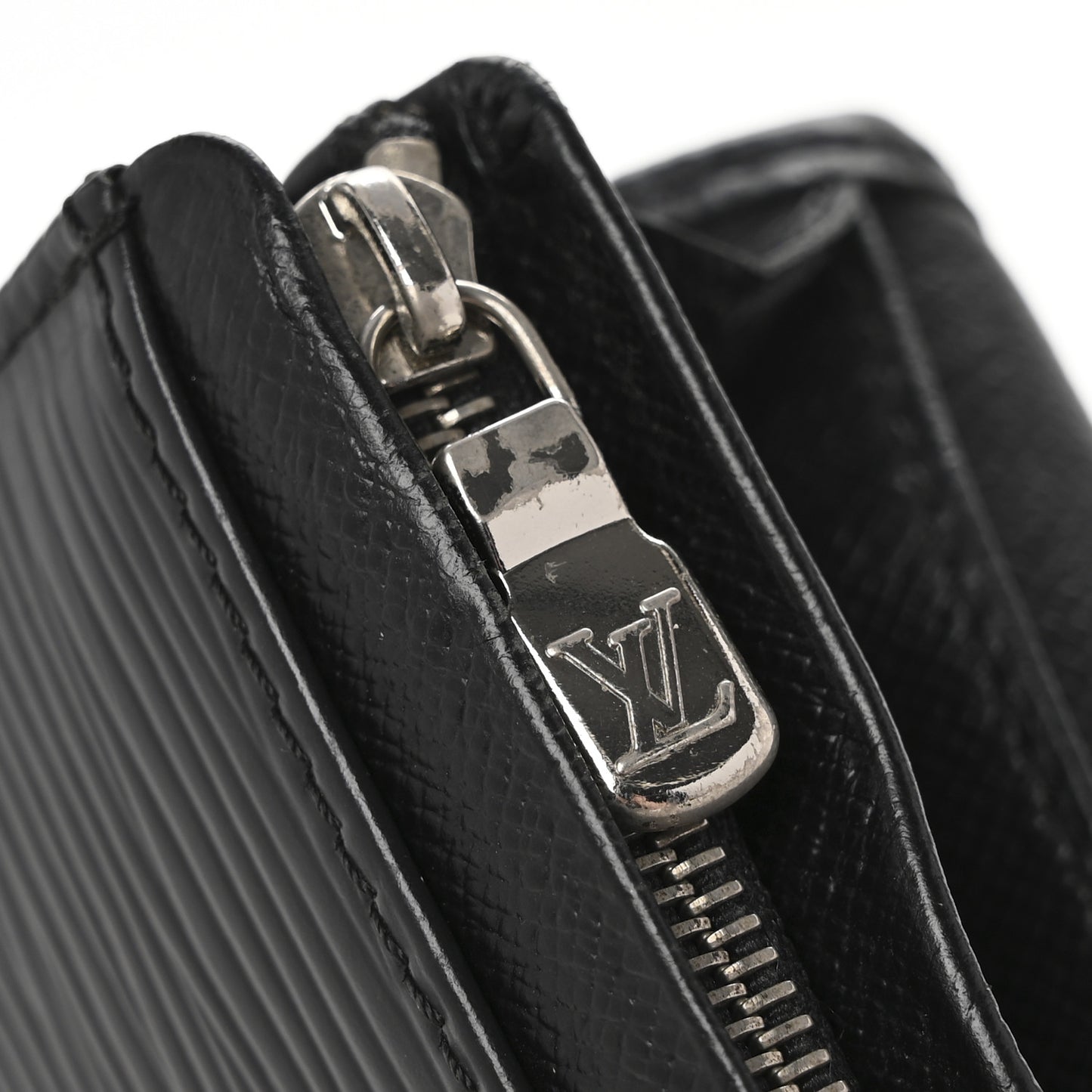 Epi Porte-Monnaie Billets Tresor Wallet Black