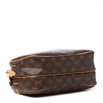 Louis Vuitton Monogram Reporter PM 3 of 8
