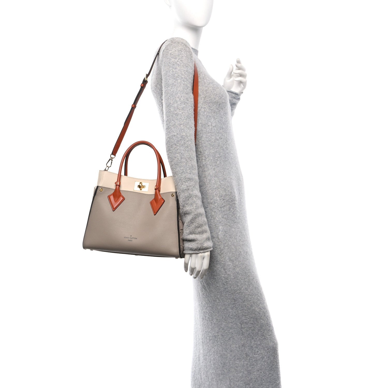 Louis Vuitton Calfskin Monogram Tufting On My Side Galet 2 of 7