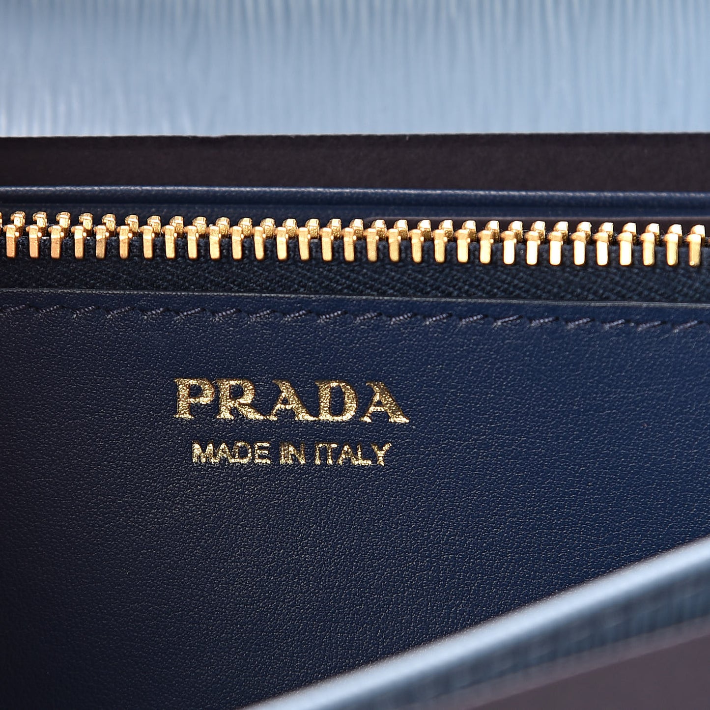 Vitello Move Continental Flap Wallet Astrale Blue