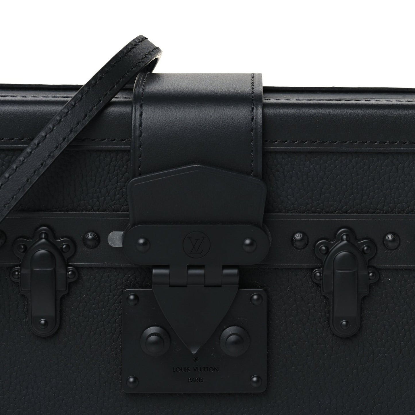 Calfskin Petite Malle Black
