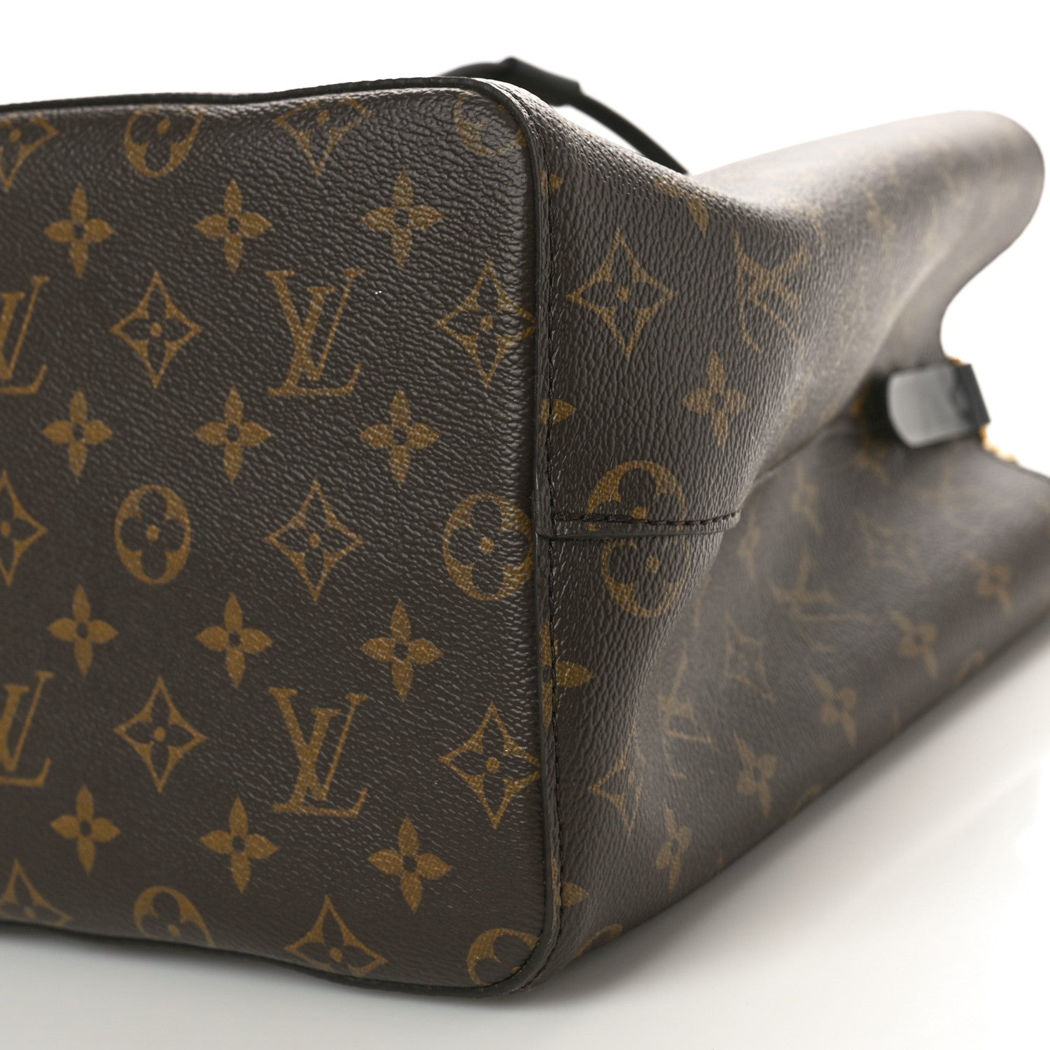 Louis Vuitton Monogram Neonoe MM Black 8 of 8