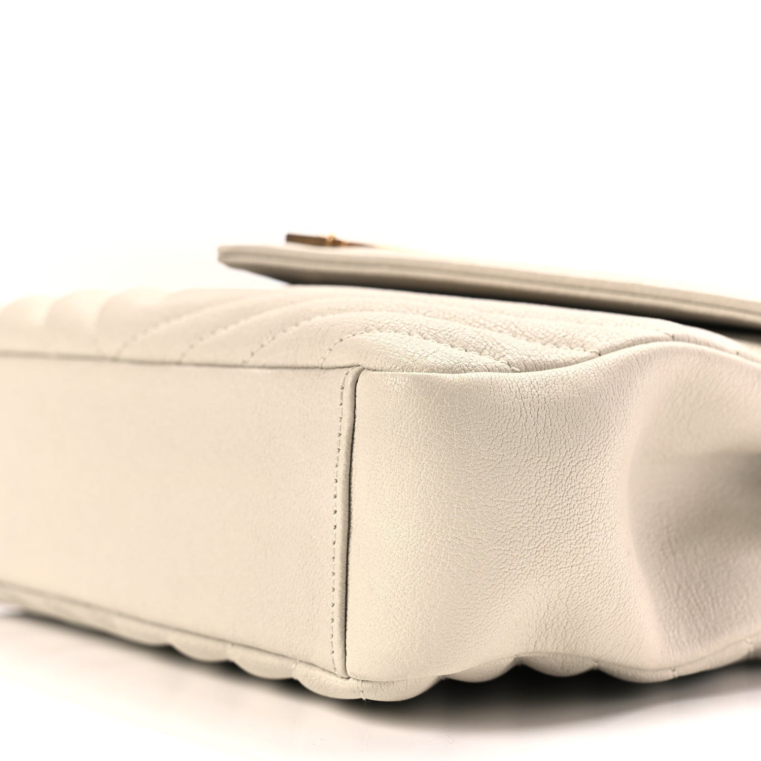 Saint Laurent Sheepskin Matelasse Chevron Monogram Medium College Bag Crema Soft 8 of 8