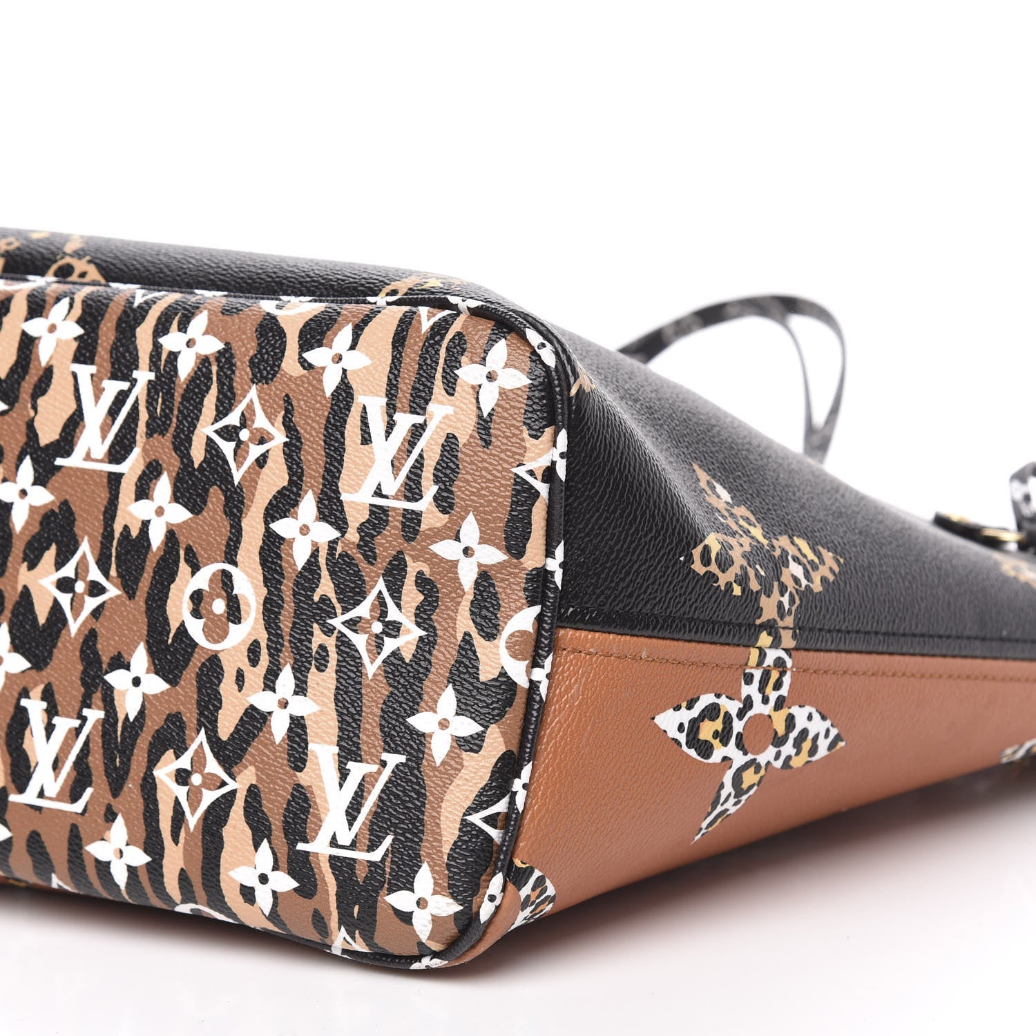 Louis Vuitton Monogram Giant Jungle Neverfull MM Black 11 of 13