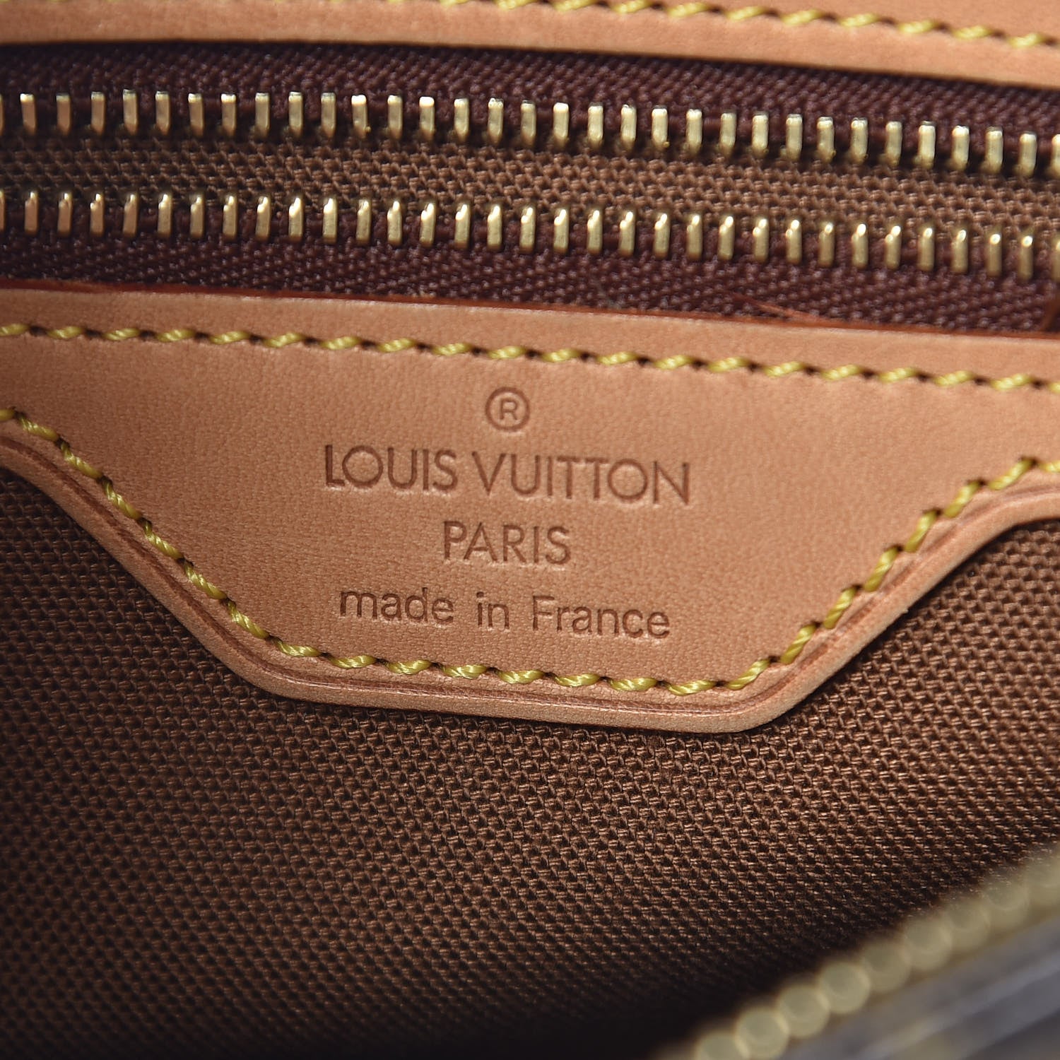 Louis Vuitton Monogram Trotteur 6 of 11