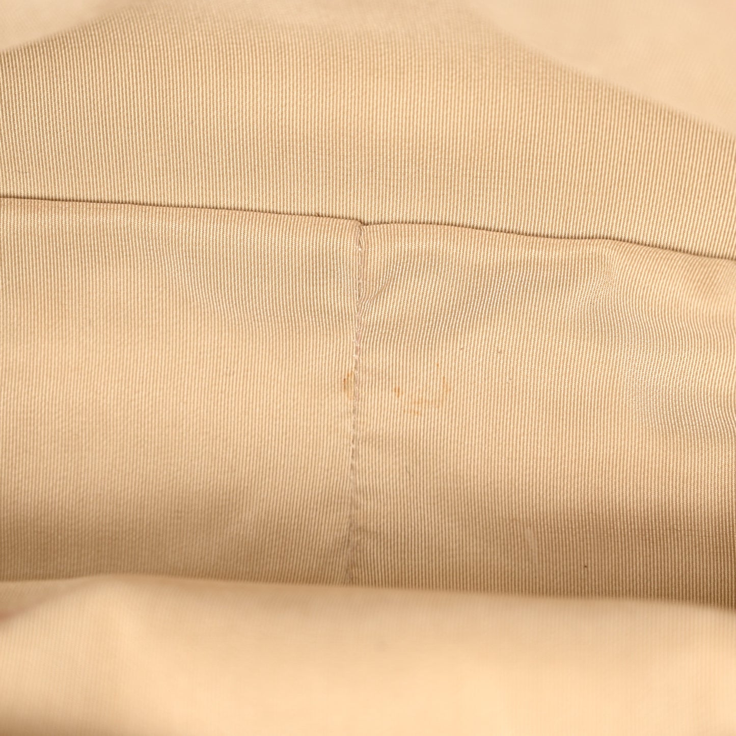 Tweed Maxi Chanel 19 Flap Beige Black