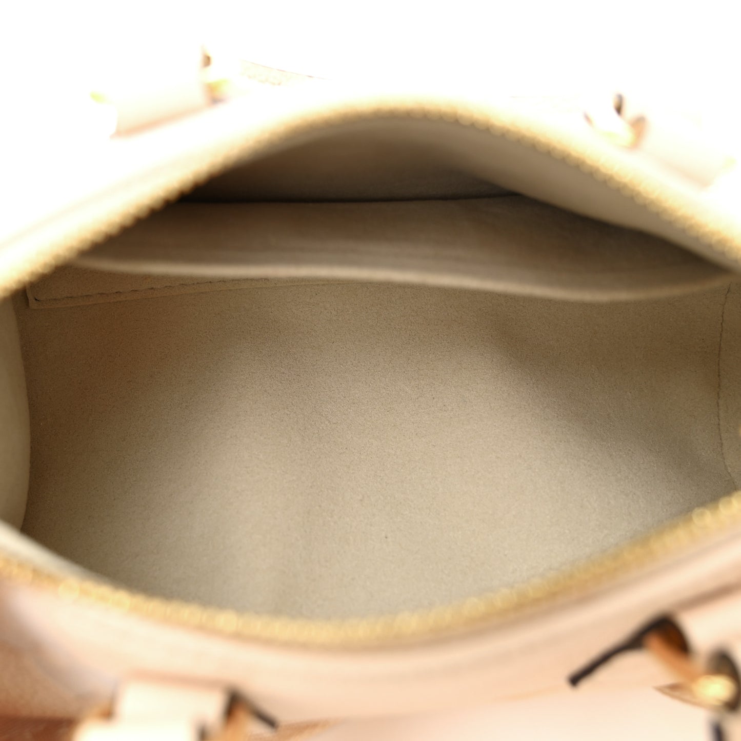 Empreinte Monogram Giant By The Pool Papillon BB Cream Saffron