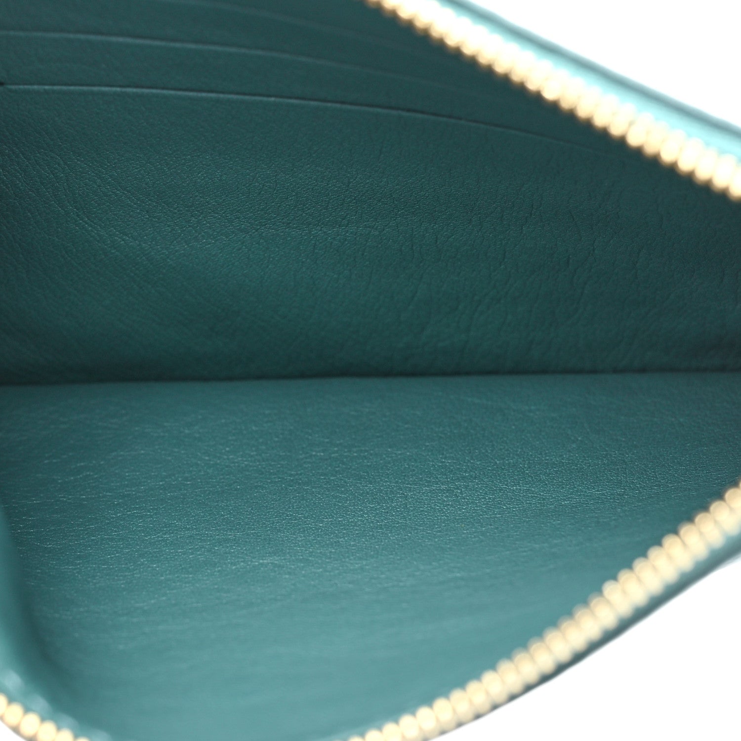 Louis Vuitton Mahina Selene MM Lagon 7 of 10