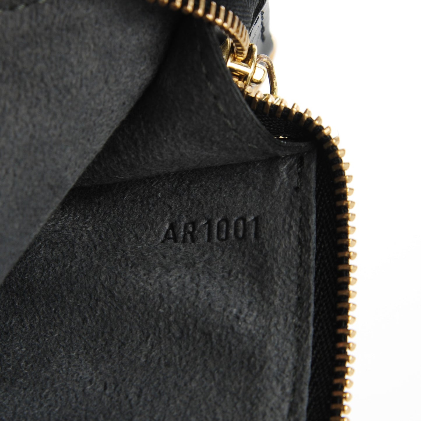 Epi Pochette Accessories 24 Black