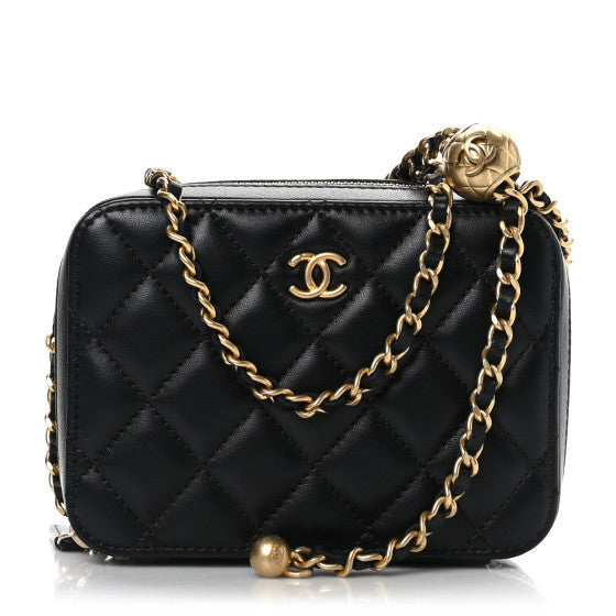 Lambskin Quilted CC Pearl Crush Camera Case Black