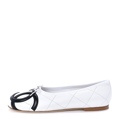 Chanel Lambskin Quilted CC Cambon Ballet Flats 40.5  White Black 1 of 7