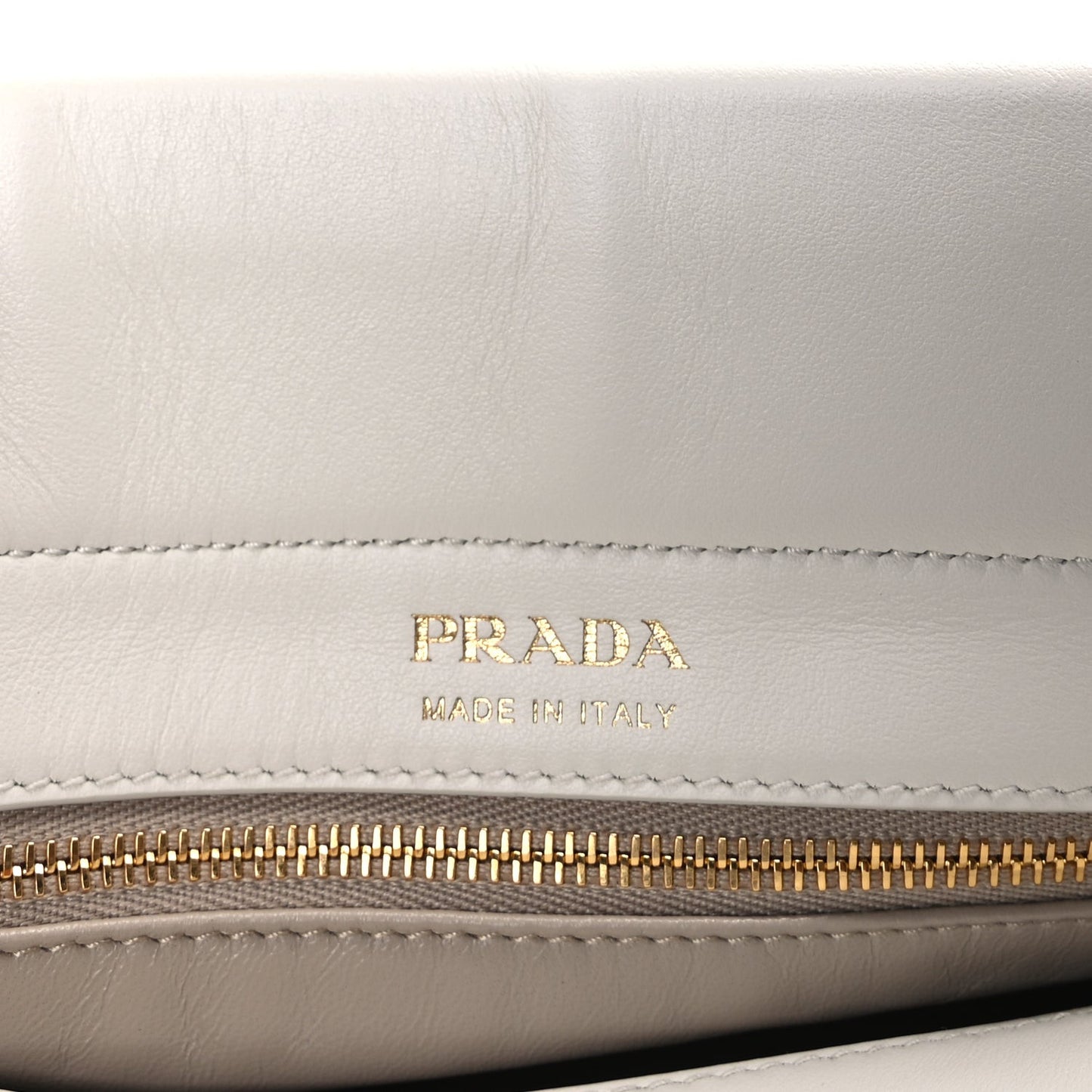 Calfskin Medium Enchaine Bag Bianco