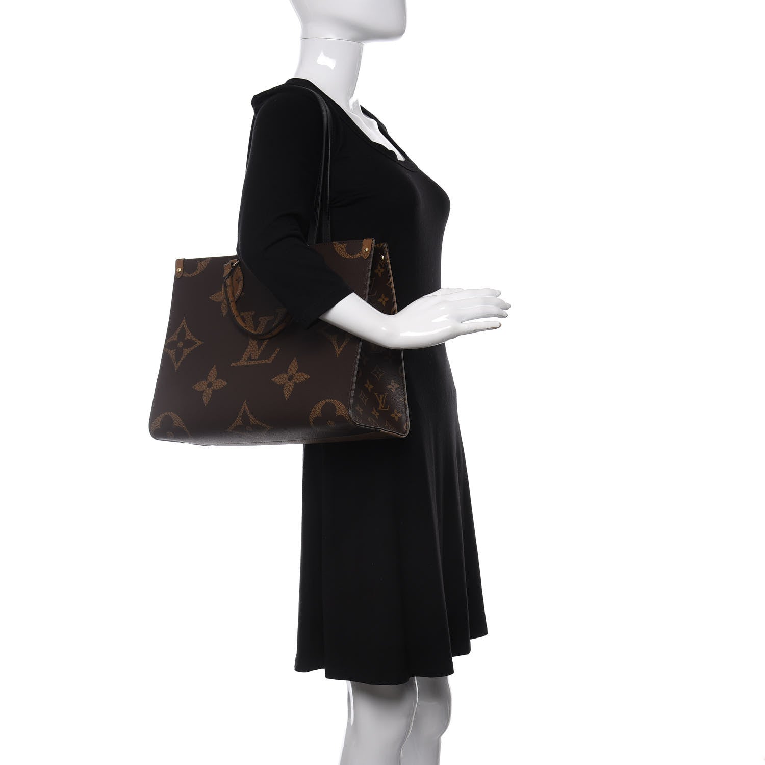 Louis Vuitton Reverse Monogram Giant Onthego MM 2 of 10