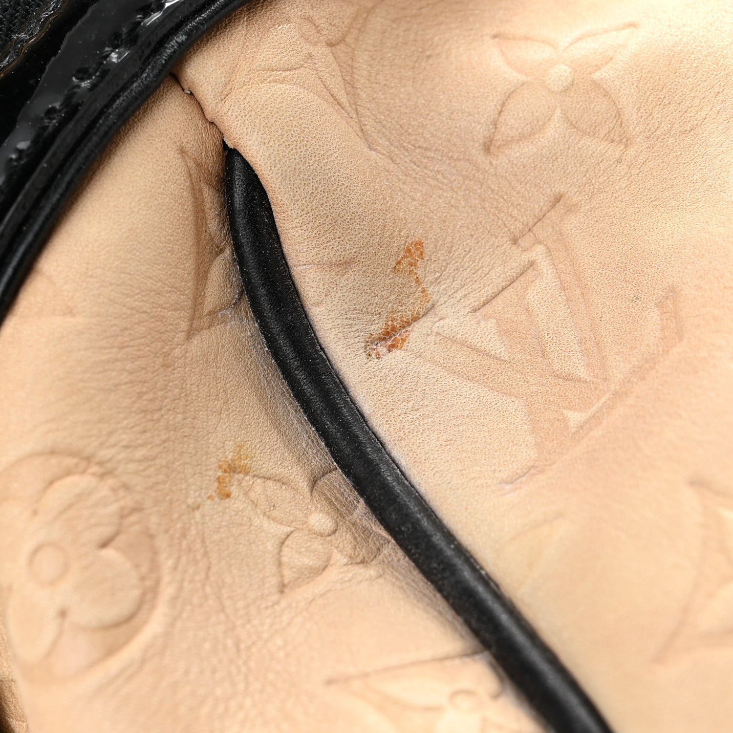 Louis Vuitton Calfskin Patent Embossed Monogram Stephen Ivory 9 of 11