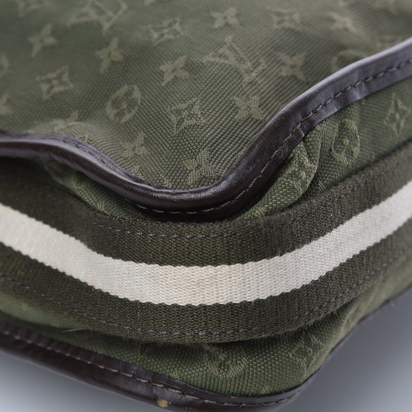 Mini Monogram Besace Mary Kate Kaki