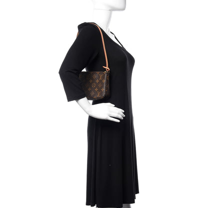 Louis Vuitton Monogram Pochette Accessories NM 2 of 10