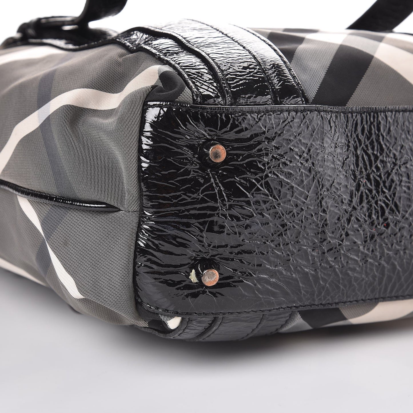 Nylon Beat Check Lowry Black