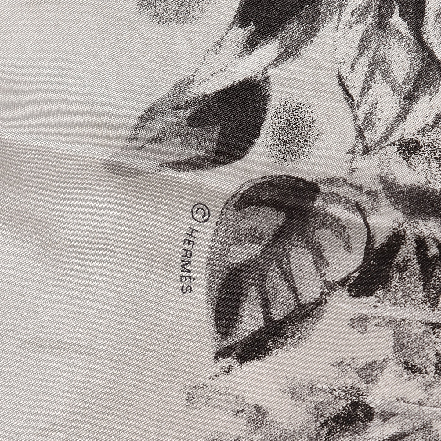 Silk Panthera Pardus Scarf 140 Black White Anthracite