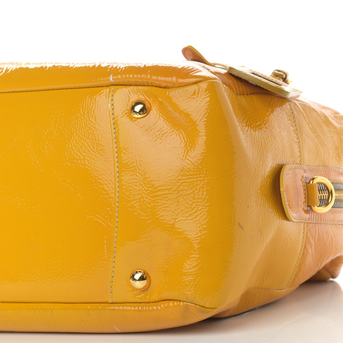 Vernice Naplak Shoulder Bag Giallo