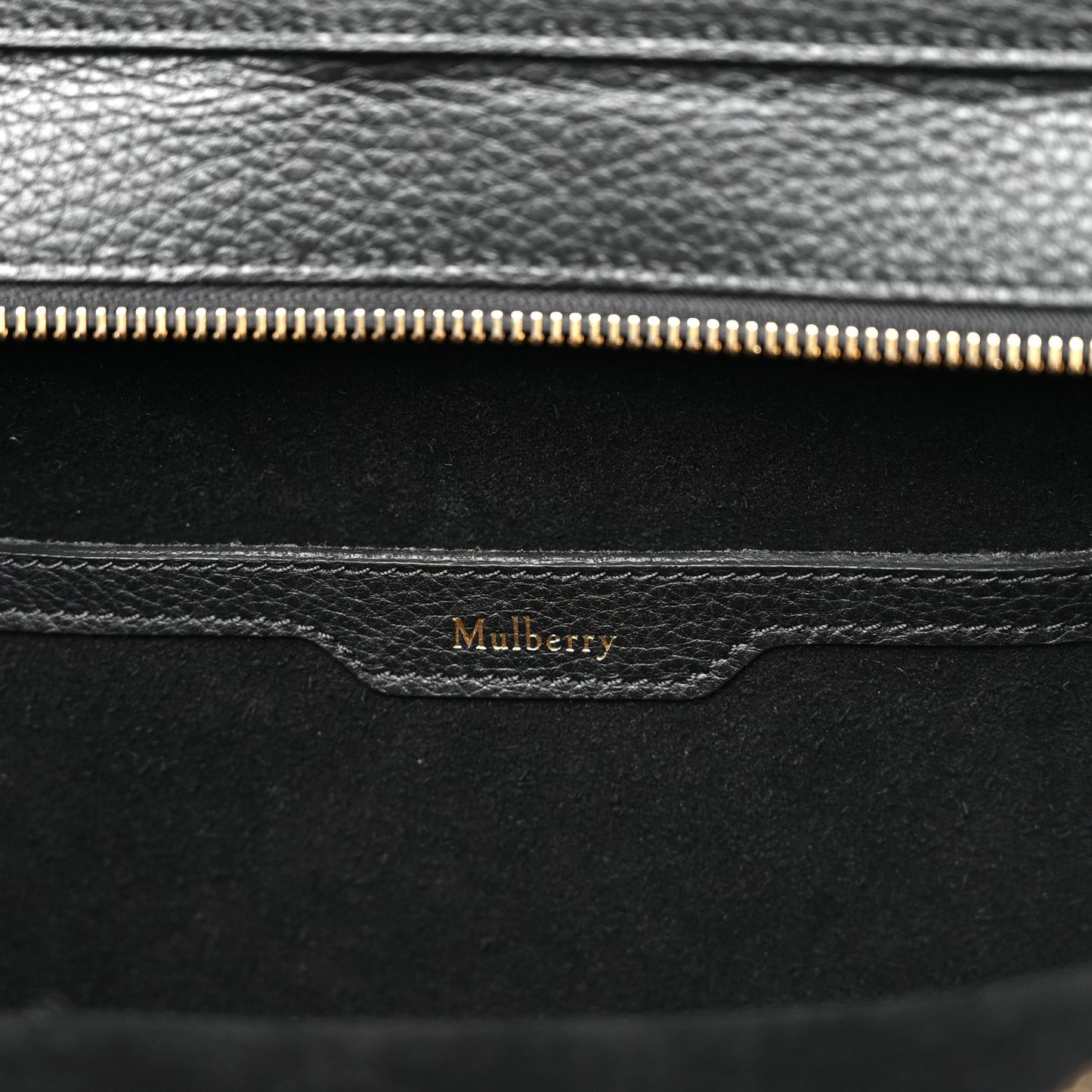 Small Classic Grain Small Zipped Bayswater Black