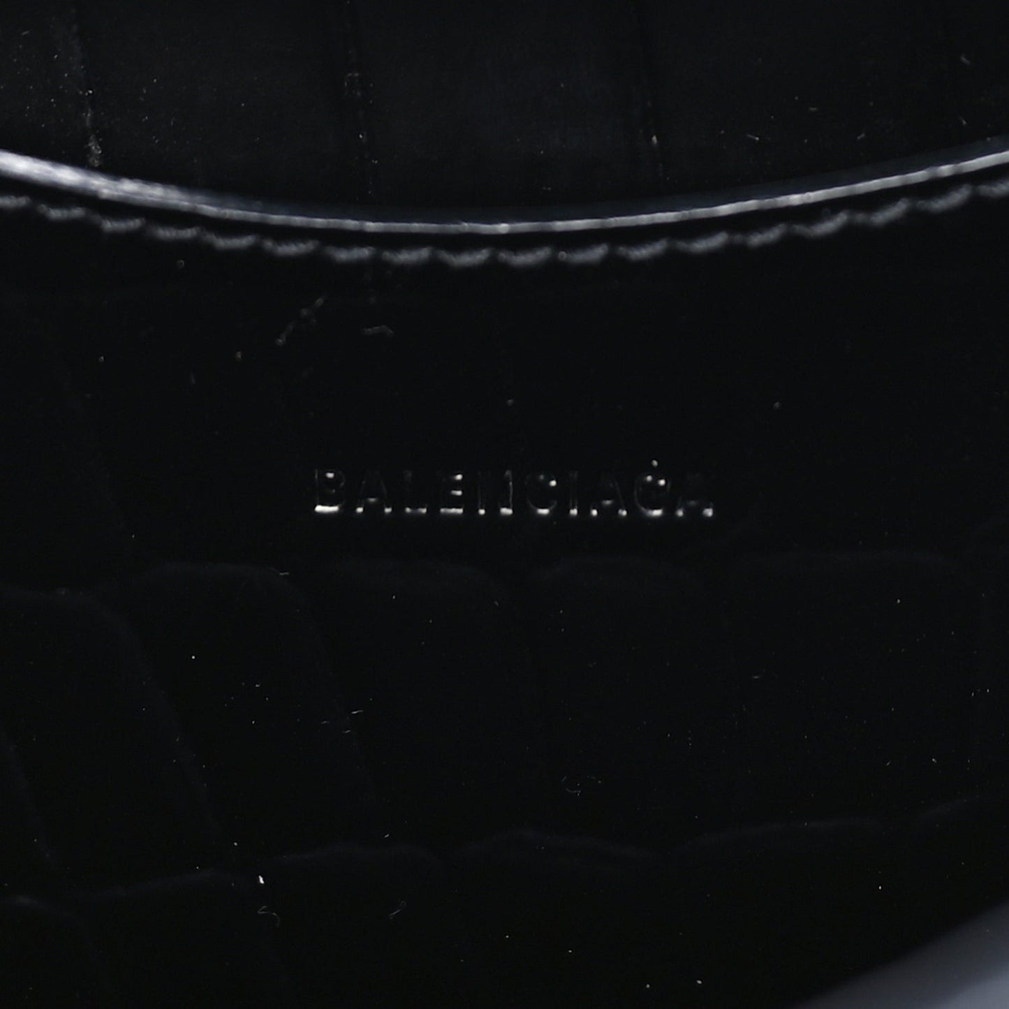 Semi Shiny Calfskin Crocodile Embossed Neo Classic Black Hardware Mini City  Black