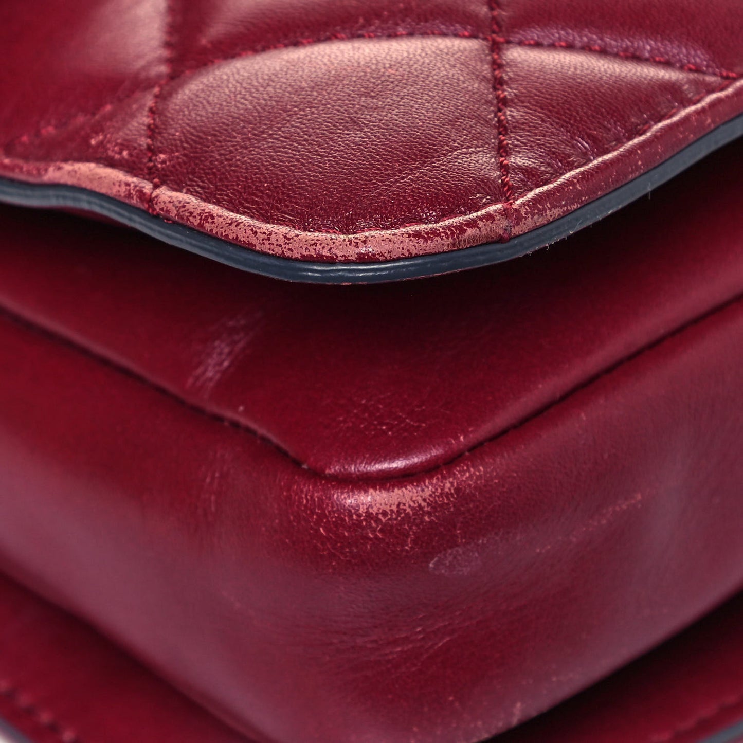 Glazed Calfskin Quilted Large Perfect Edge Flap Red