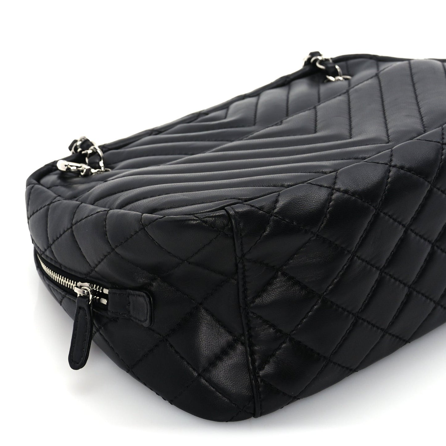 Lambskin Chevron Quilted Camera Case Black