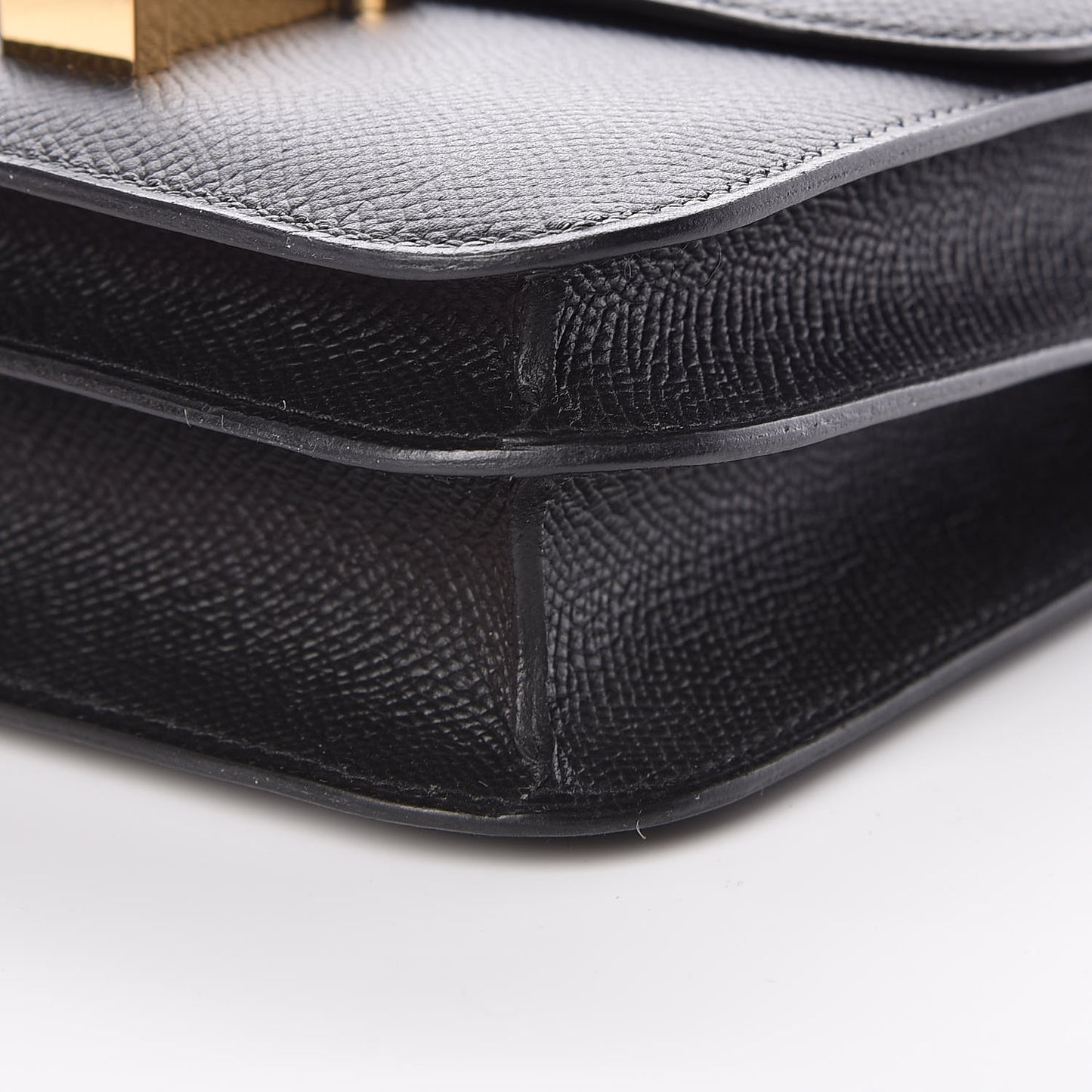 Epsom Constance 18 Black