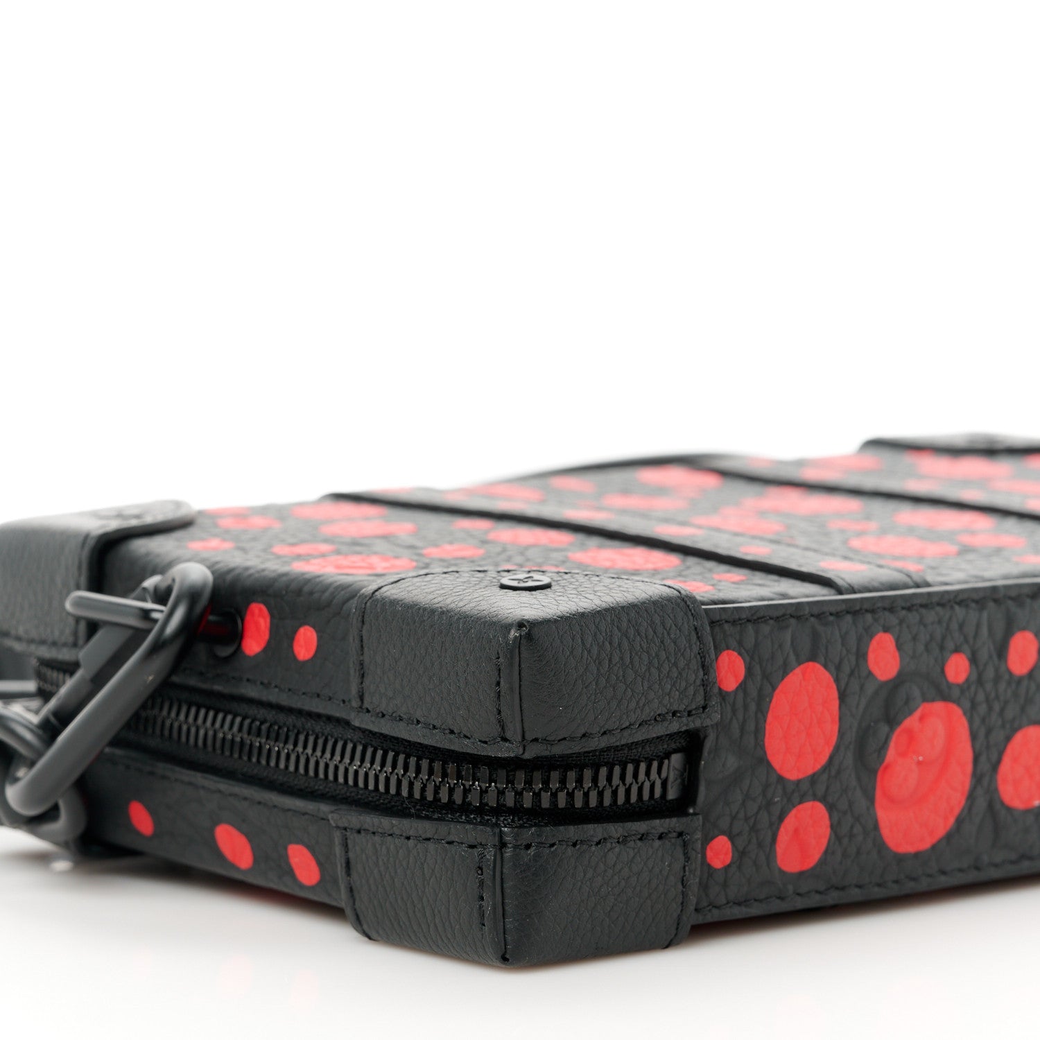 Louis Vuitton LV X YK Taurillon Monogram Soft Trunk Wallet Black Red 8 of 9