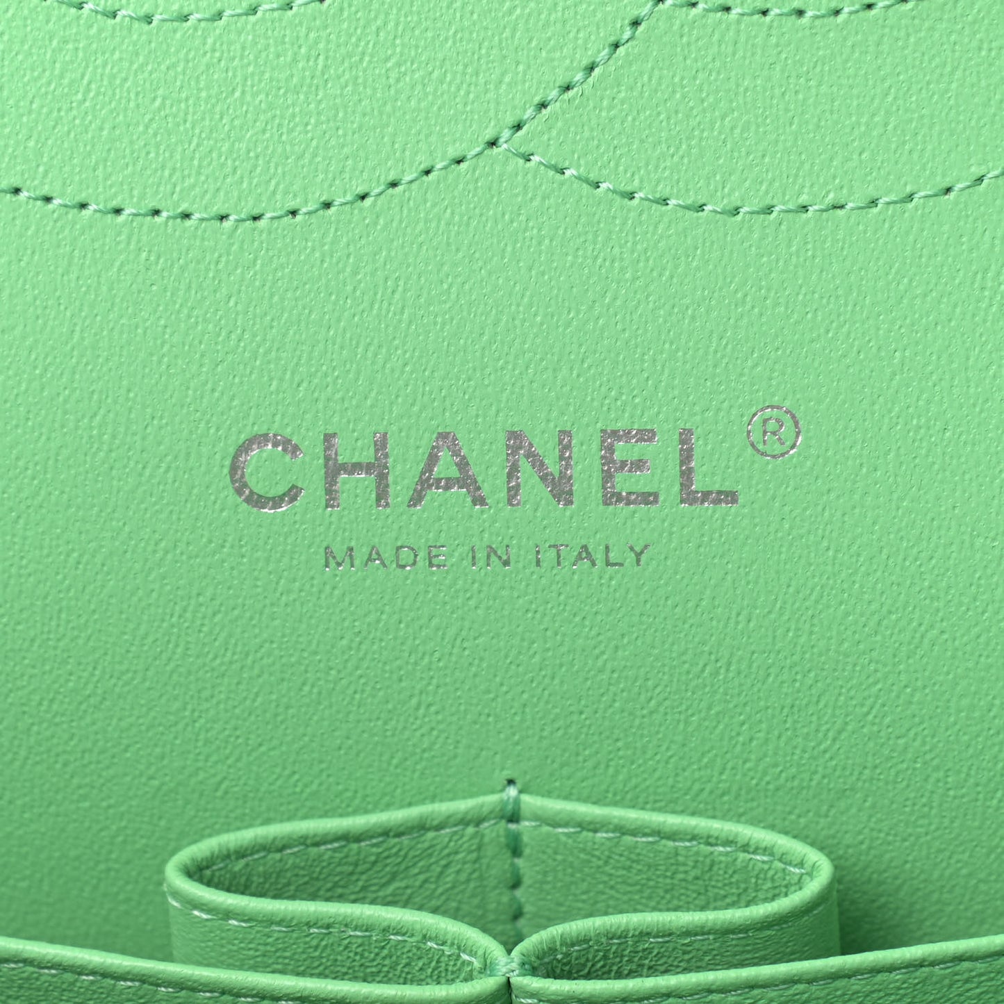 Caviar Chevron Quilted Jumbo Double Flap Green