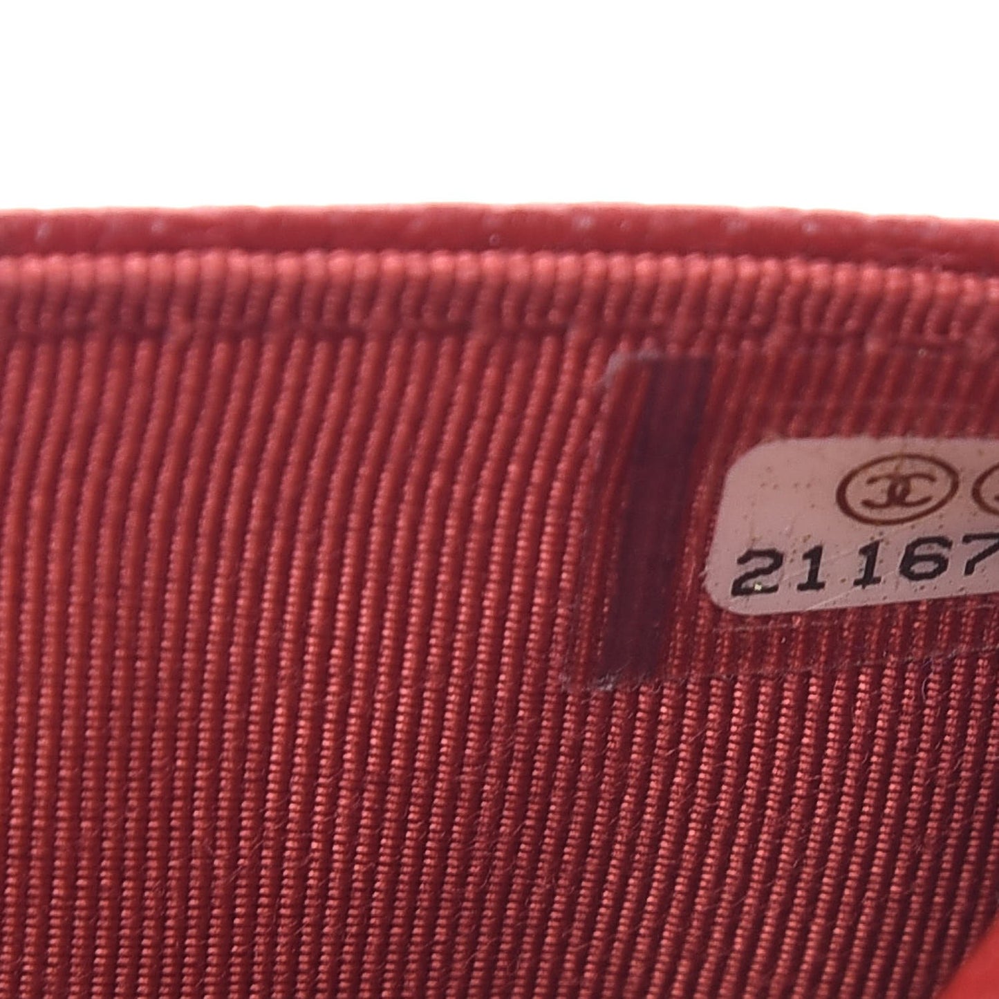 Caviar Quilted Wallet on Chain WOC Red